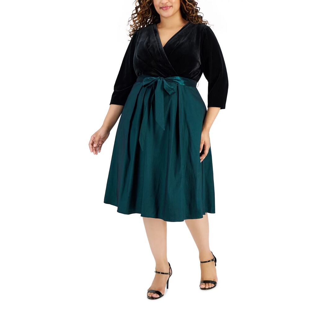 Alex Evenings Velvet A-Line V-Neck Midi Cocktail Dress Black and Green Size 20W